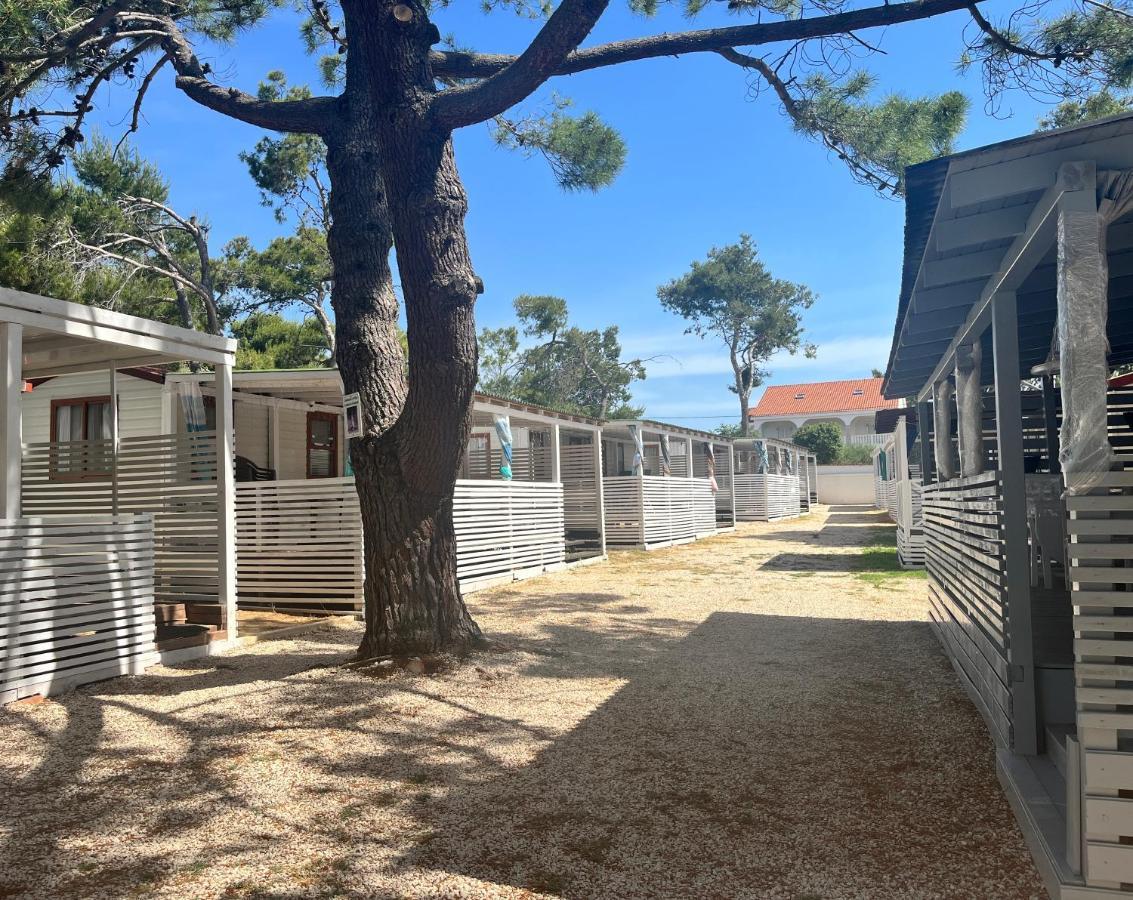 Dalmacia Mobile Homes And Caravans At The Beach 프리블라카 외부 사진