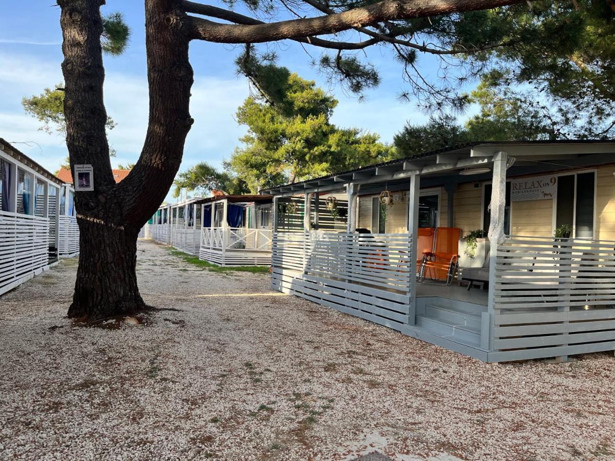Dalmacia Mobile Homes And Caravans At The Beach 프리블라카 외부 사진
