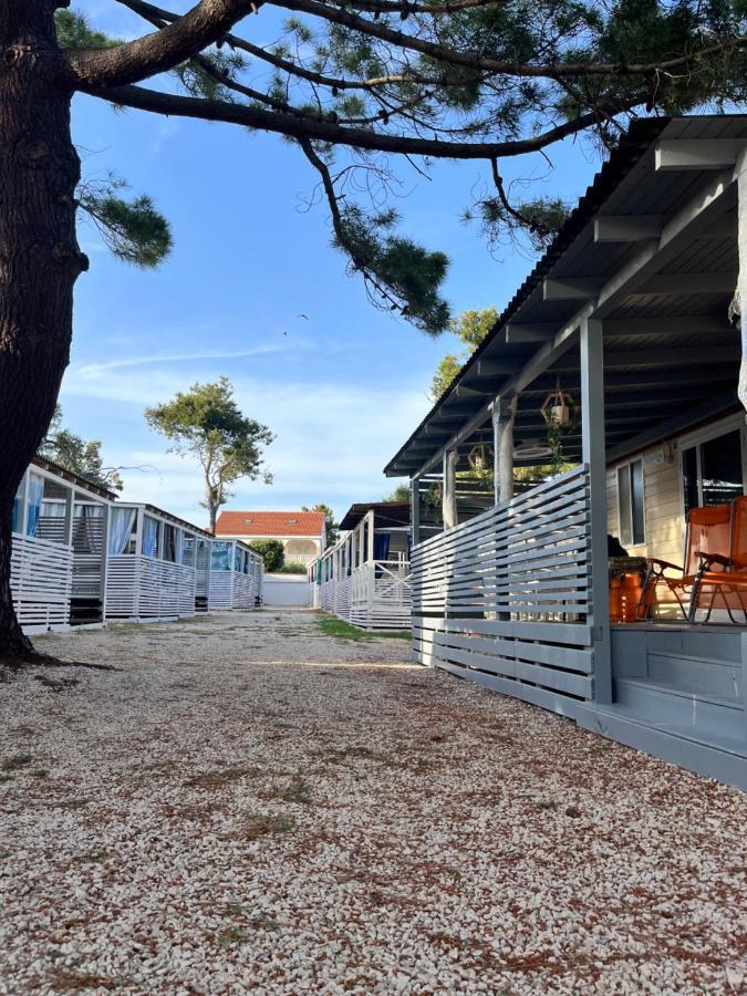 Dalmacia Mobile Homes And Caravans At The Beach 프리블라카 외부 사진